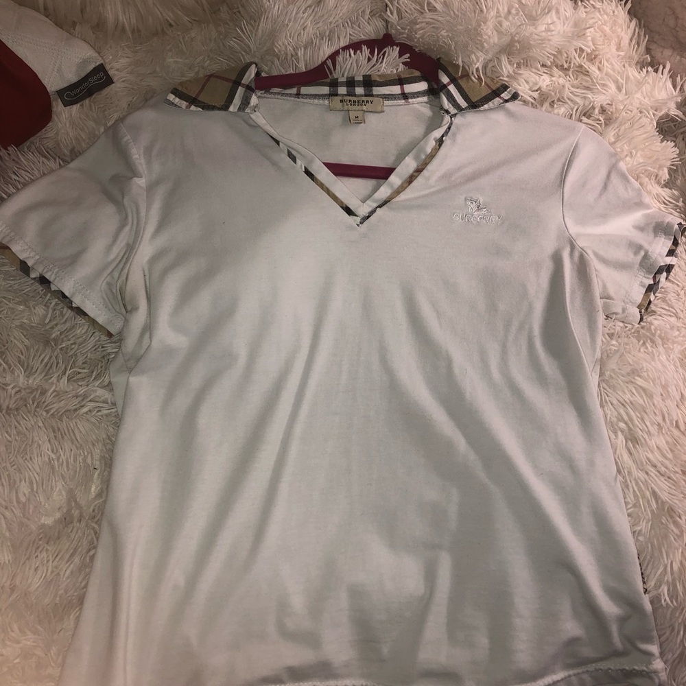 Authentic Burberry top with printed collar